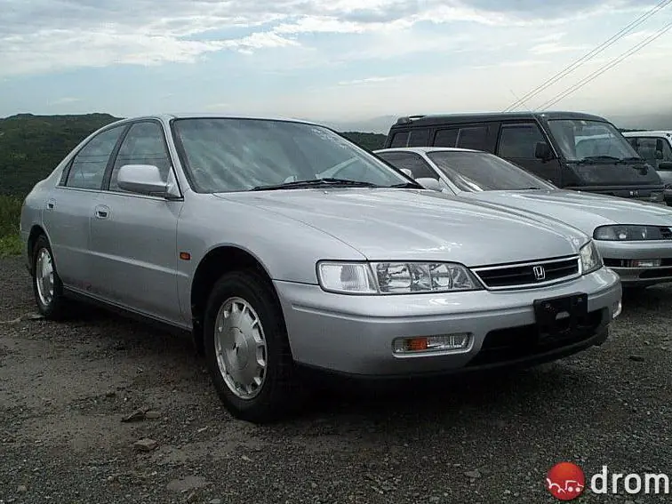 Honda Accord (CD3, CD4, CD5, CD6) 5 поколение, рестайлинг, седан (08.1995 - 08.1997)